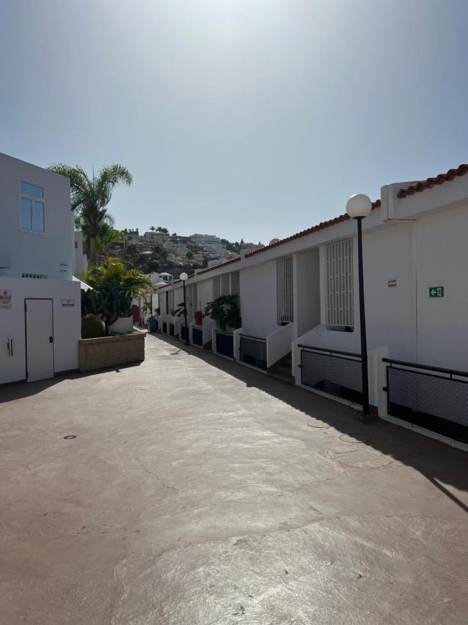 אדחה Lovely Sunny Apartment מראה חיצוני תמונה