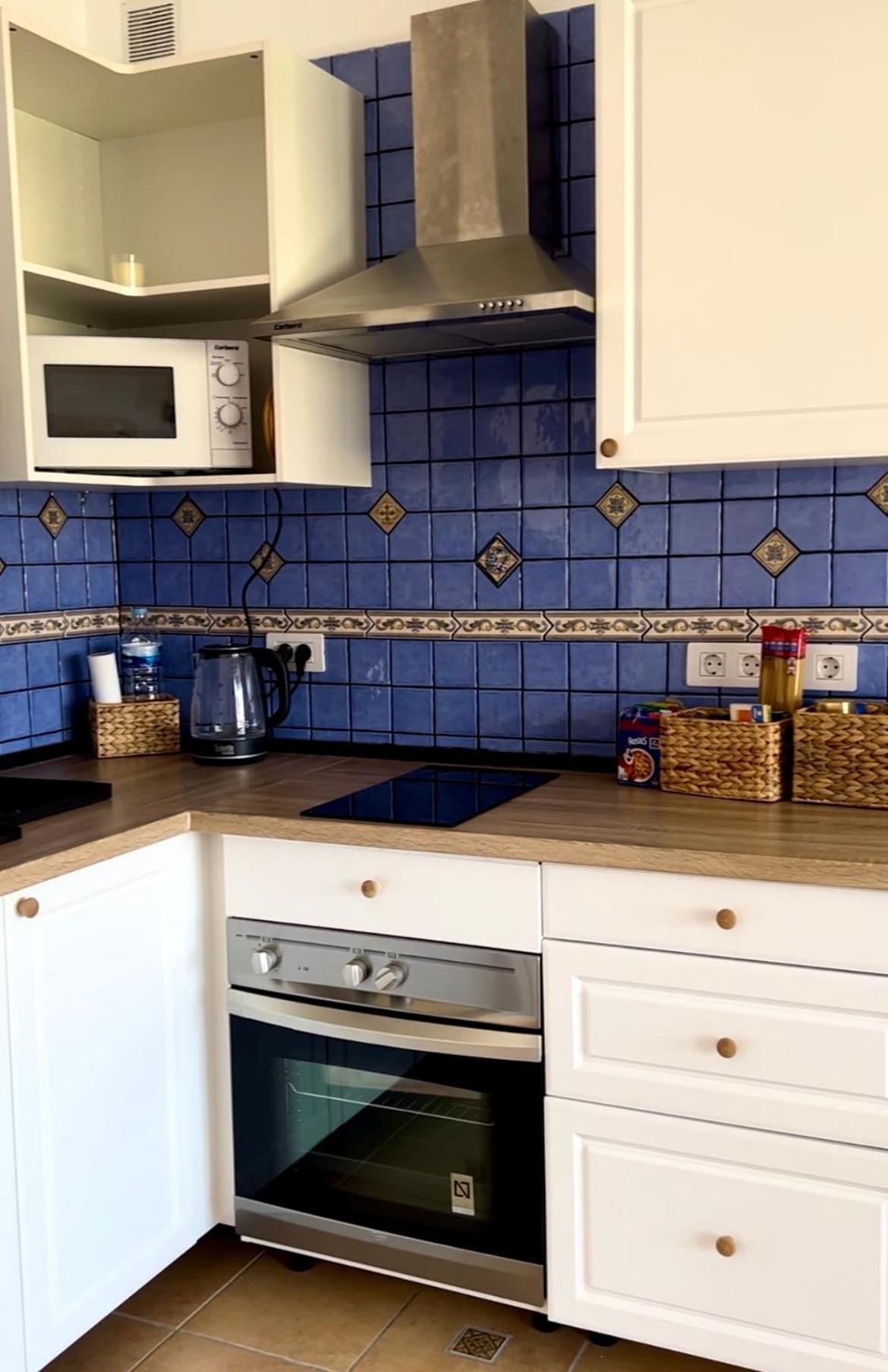 אדחה Lovely Sunny Apartment מראה חיצוני תמונה